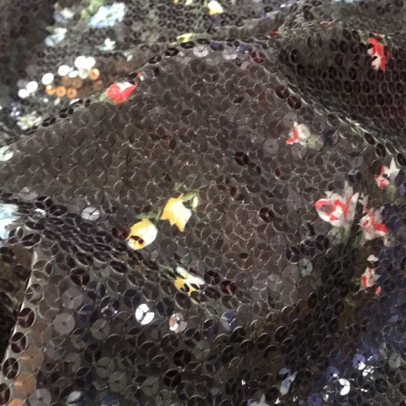 🌸NEW🌸 Love Moschino Vintage Rare Flower Sequin Top - Picture 14 of 16